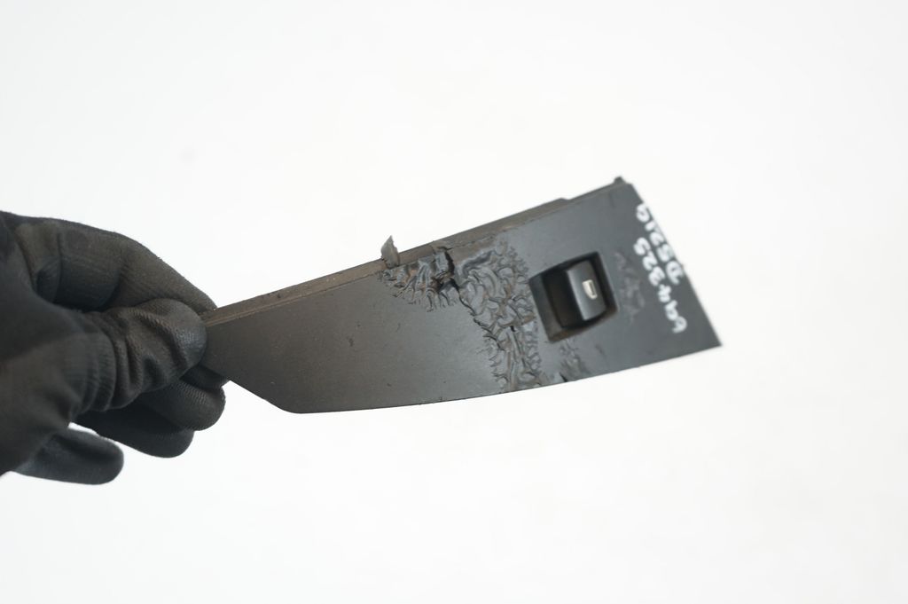 Electric window control switch (6)