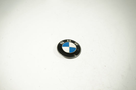 Manufacturer badge logo/emblem