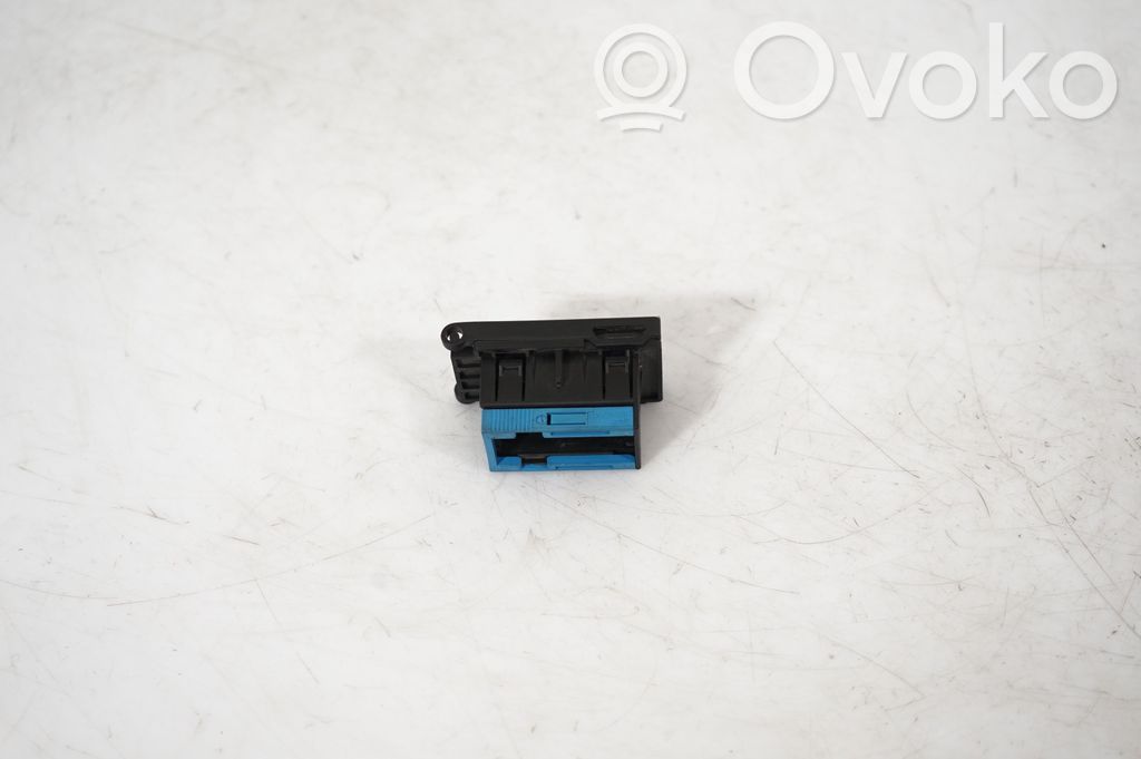 Other interior part (3)