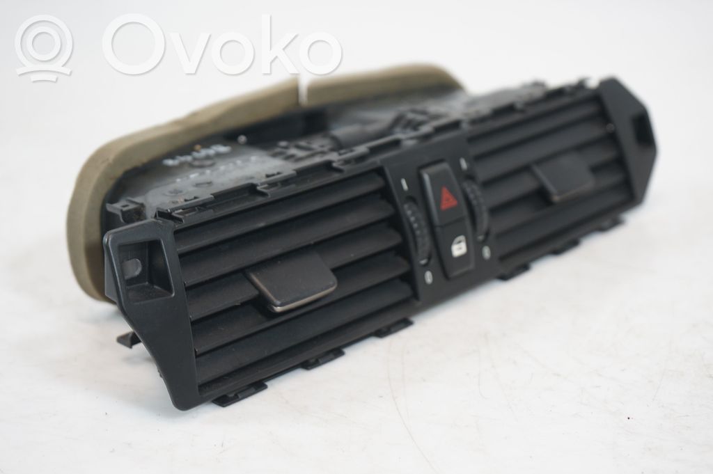 Dash center air vent grill (8)