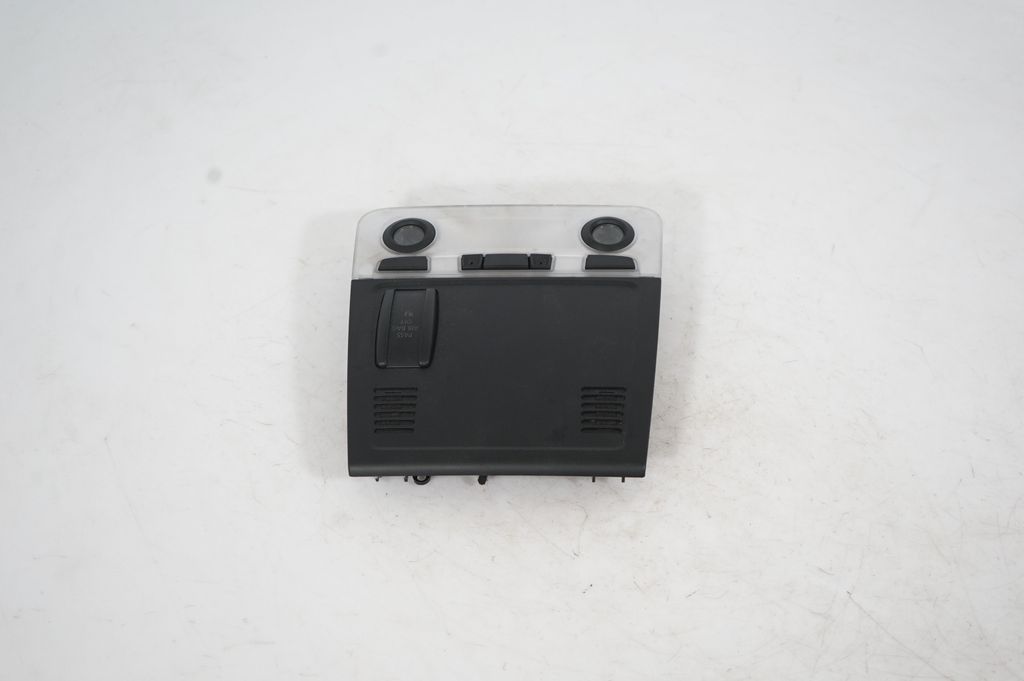 Front seat light (3)