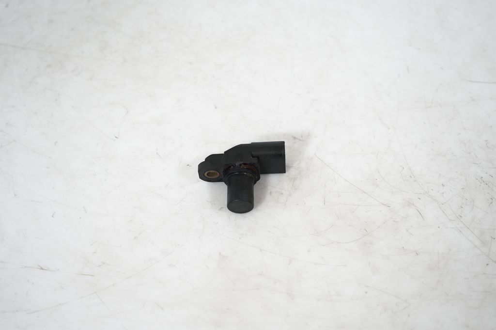 Camshaft position sensor (5)