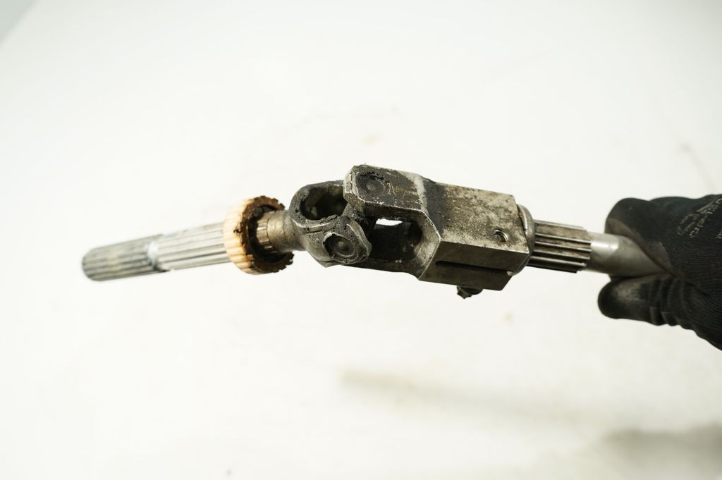 Steering column universal joint (7)