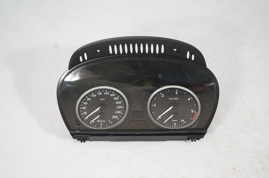 Speedometer (instrument cluster)