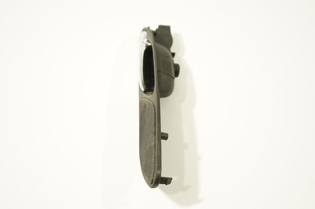 Front door interior handle (2)