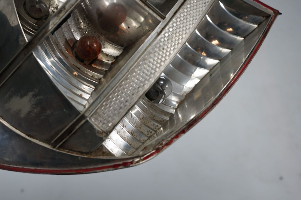 Rear/tail lights (6)