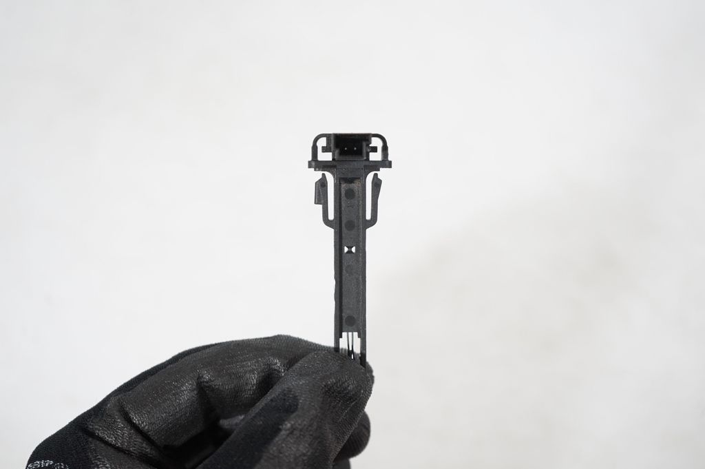 Interior temperature sensor (7)