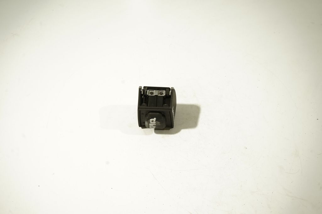 Car ashtray (7)
