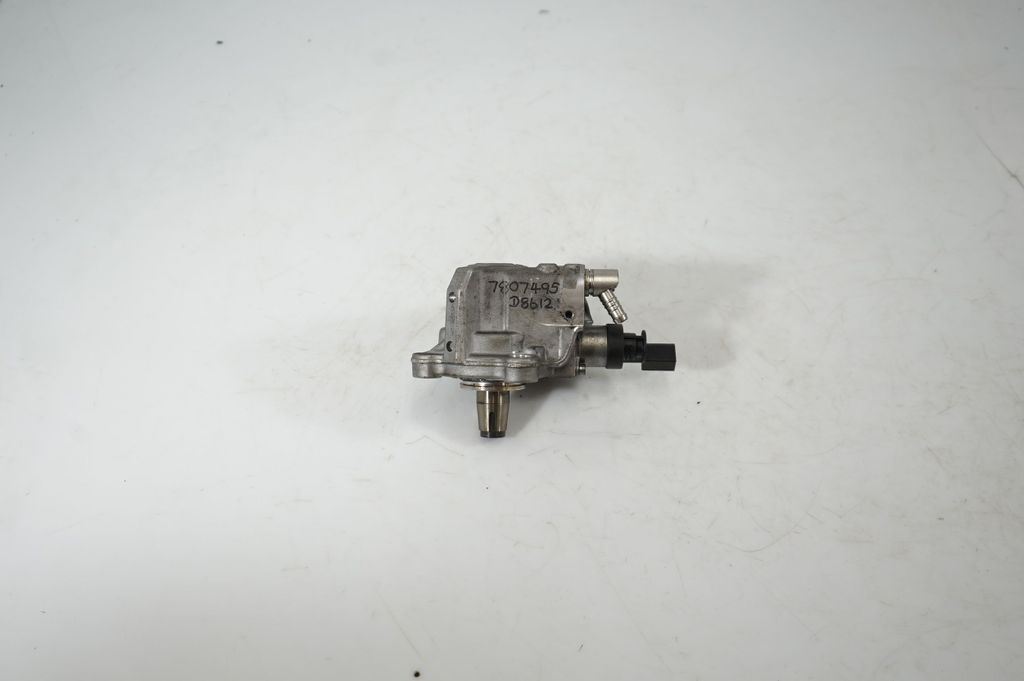 Fuel injection high pressure pump