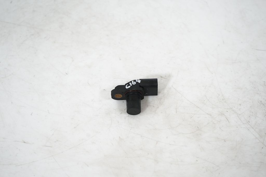 Camshaft position sensor (5)