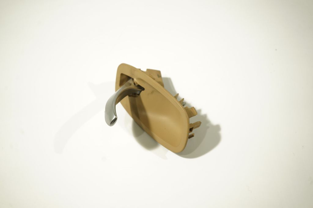 Front door interior handle (6)