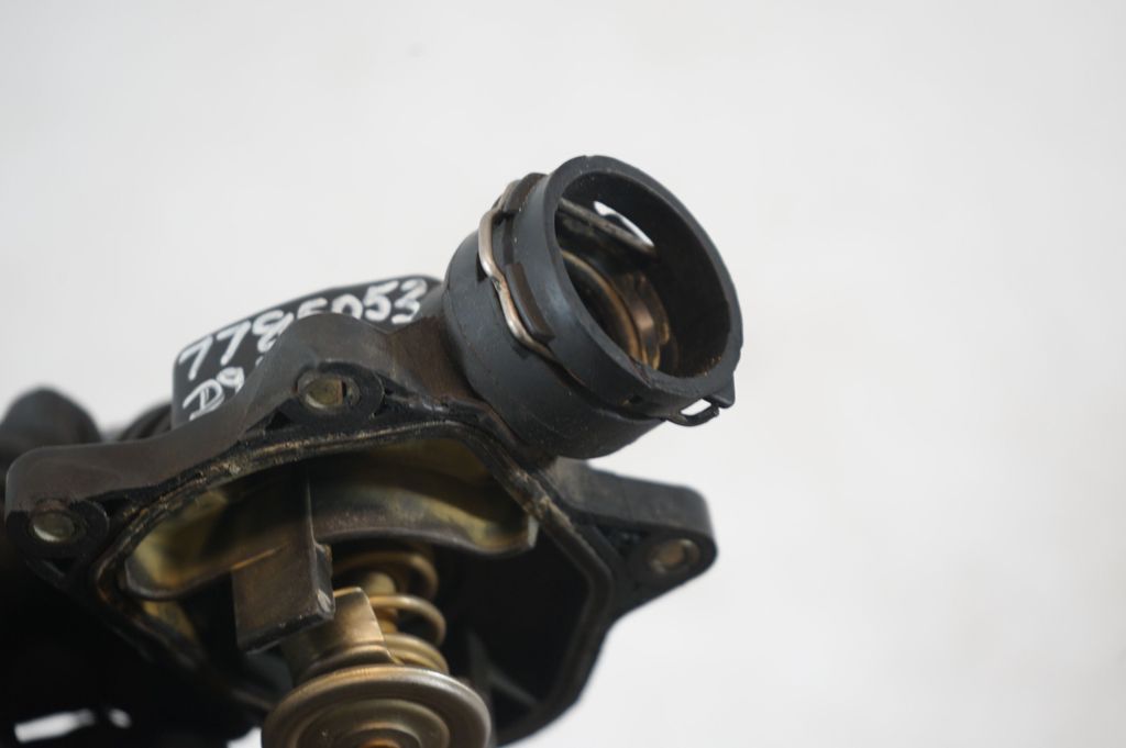 Thermostat/thermostat housing (7)