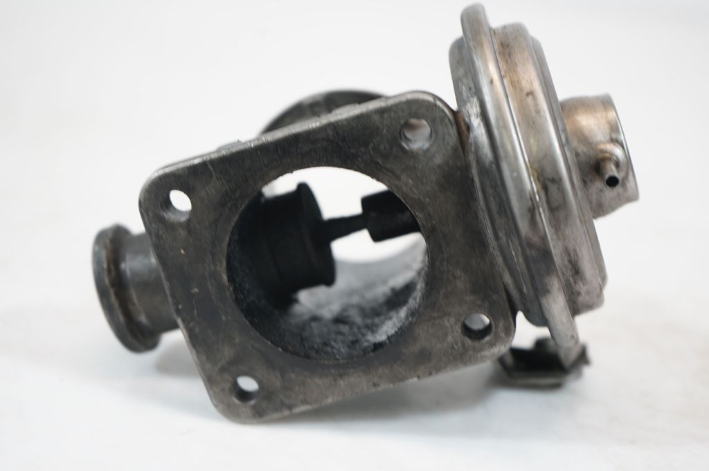 EGR valve (9)