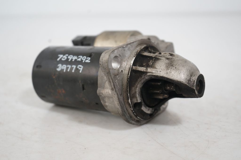 Starter motor (8)