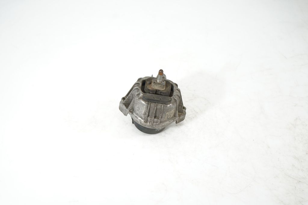 Engine mount bracket (2)