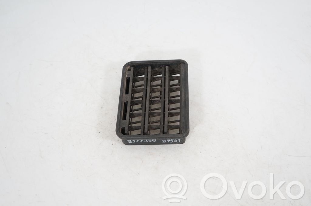 Quarter panel pressure vent (2)