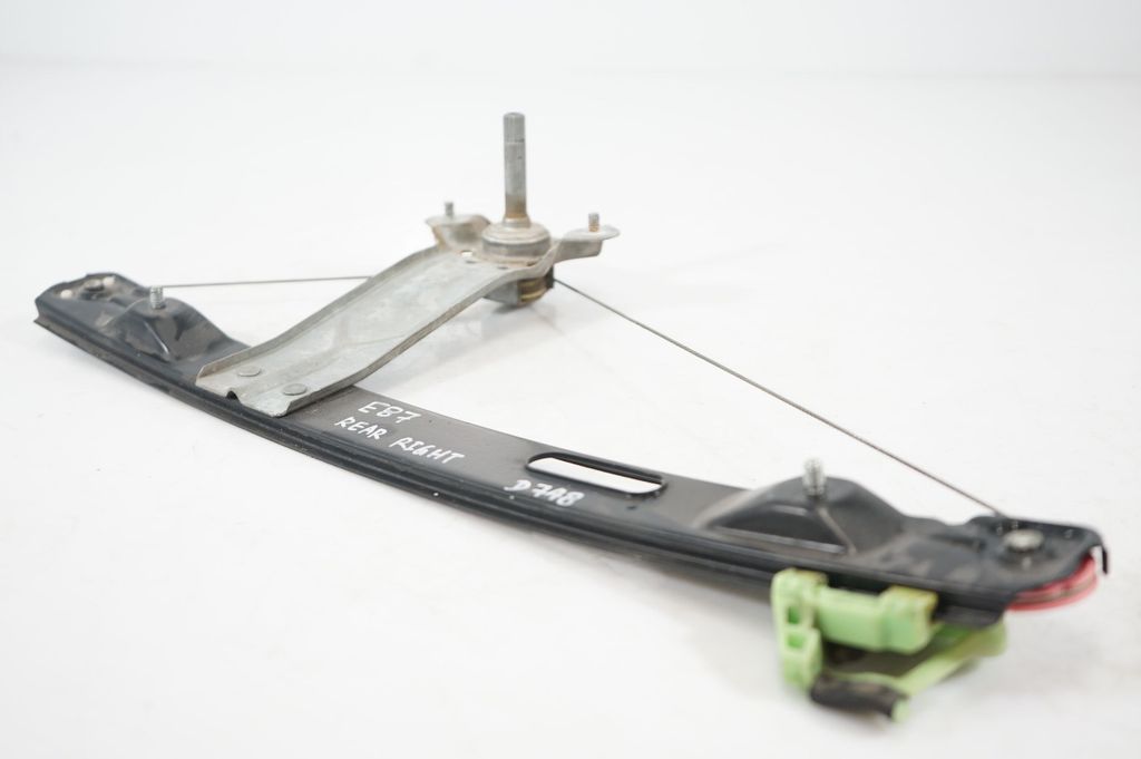 Rear door window regulator with motor (6)