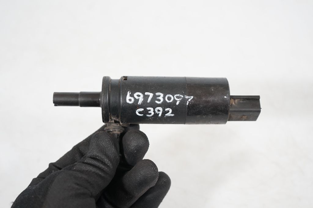 Headlight washer pump (7)