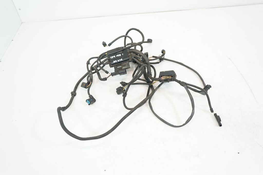 Engine installation wiring loom