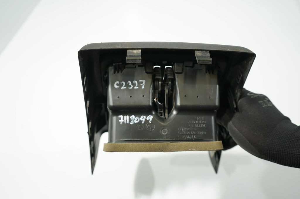 Front driveshaft (8)