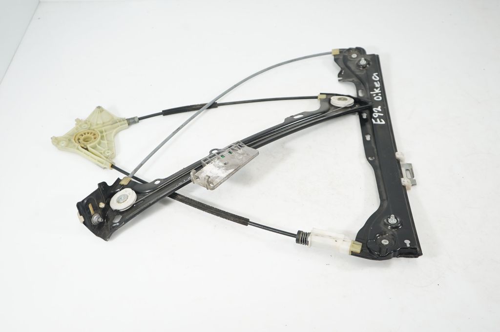 Front door window regulator with motor (4)