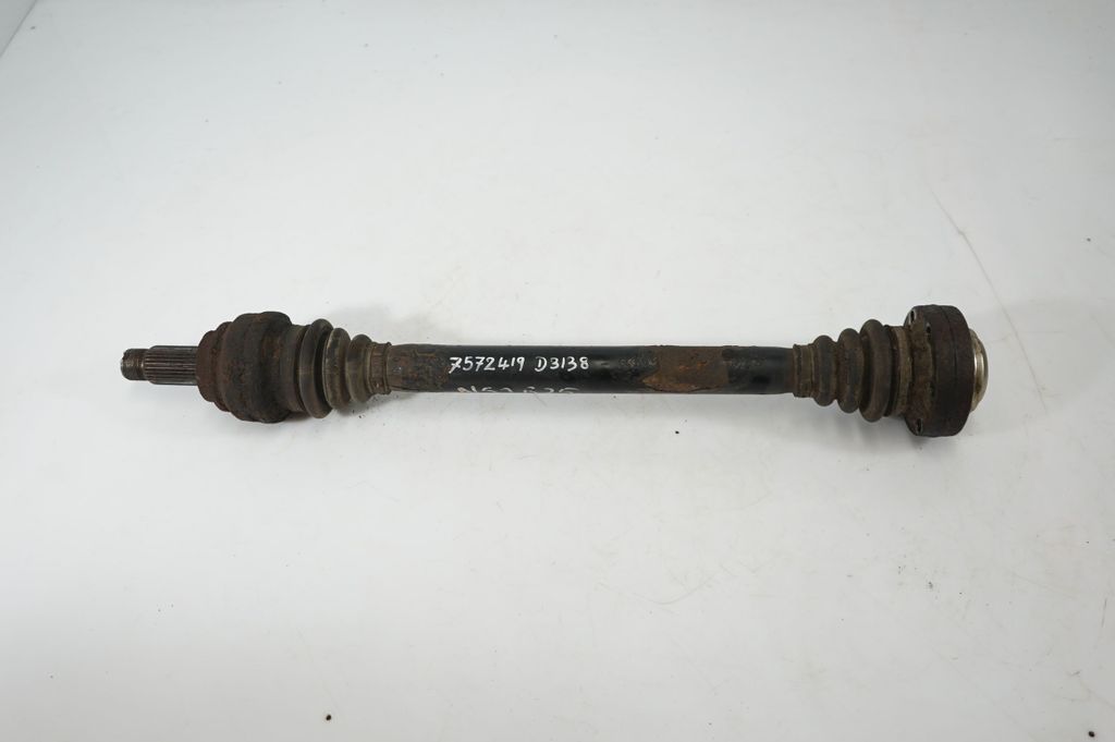 Rear driveshaft