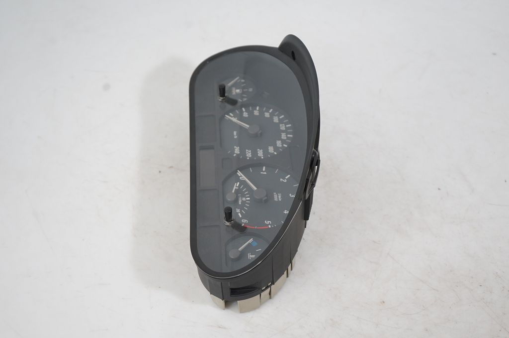 Speedometer (instrument cluster) (2)