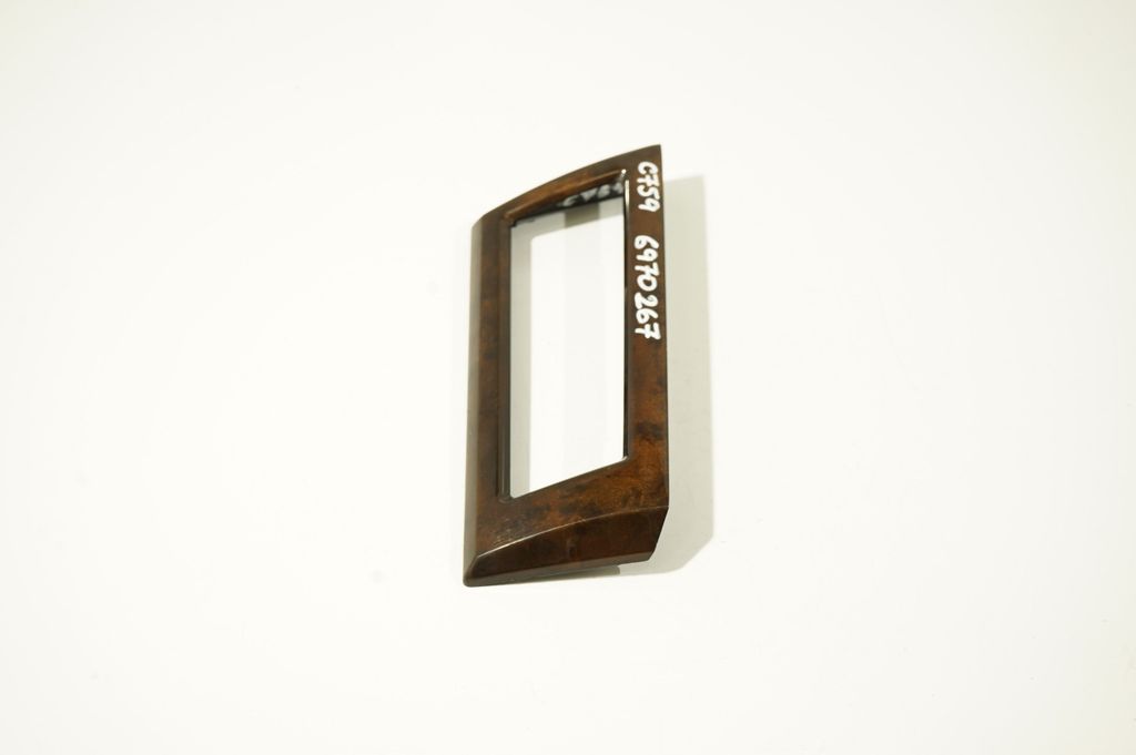Dashboard glove box trim (2)