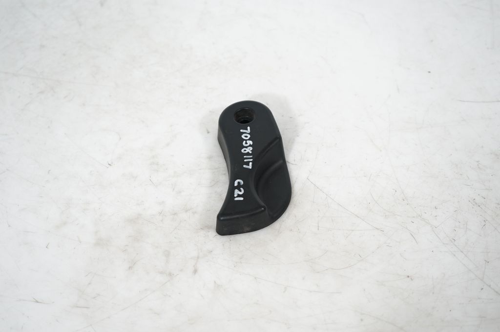 Engine bonnet (hood) release handle (2)