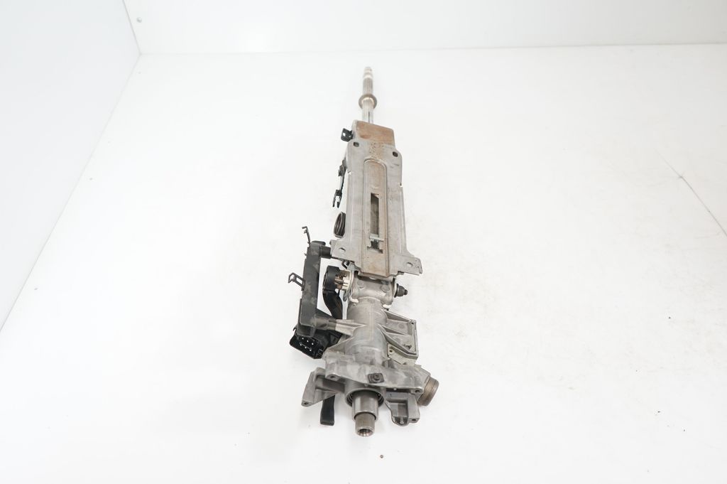 Steering wheel axle (5)