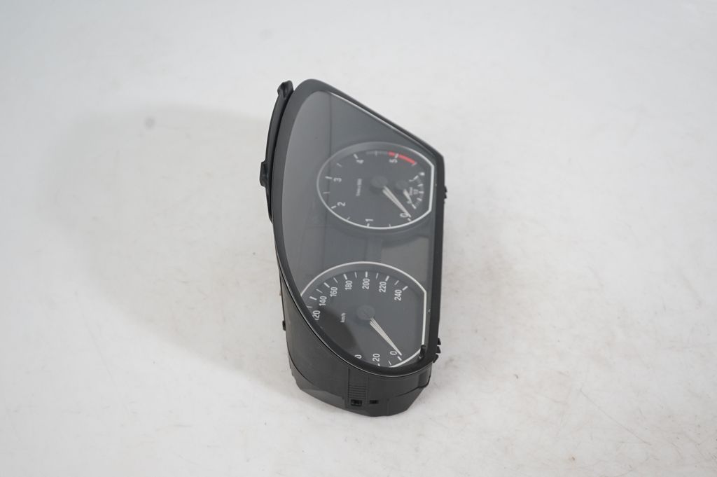 Speedometer (instrument cluster) (4)