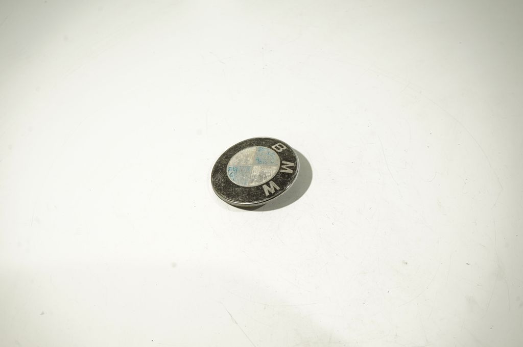 Manufacturer badge logo/emblem (2)