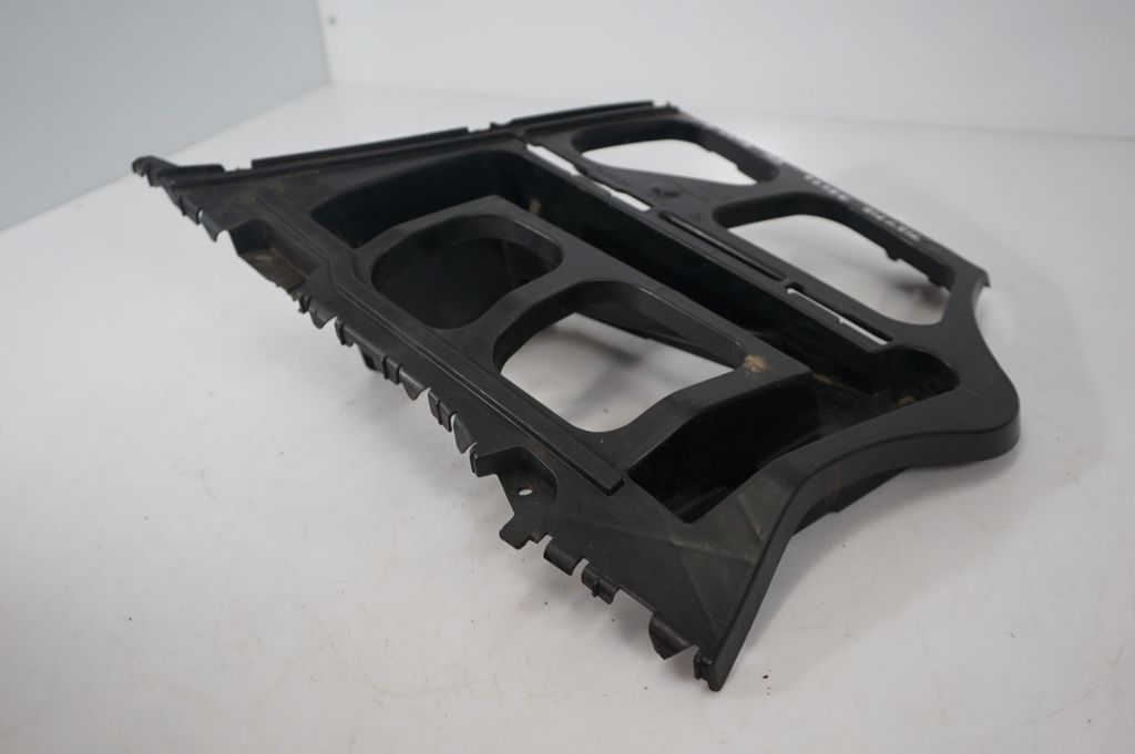 Rear bumper mounting bracket (7)