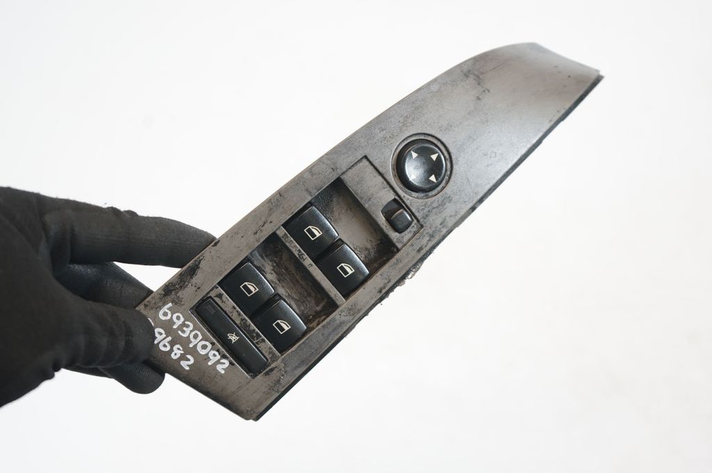 Electric window control switch (6)