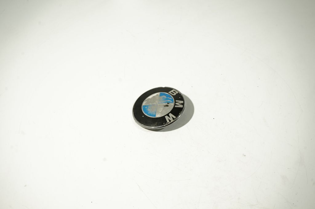 Manufacturer badge logo/emblem (2)