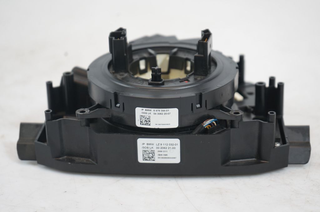 Wiper turn signal indicator stalk/switch (8)