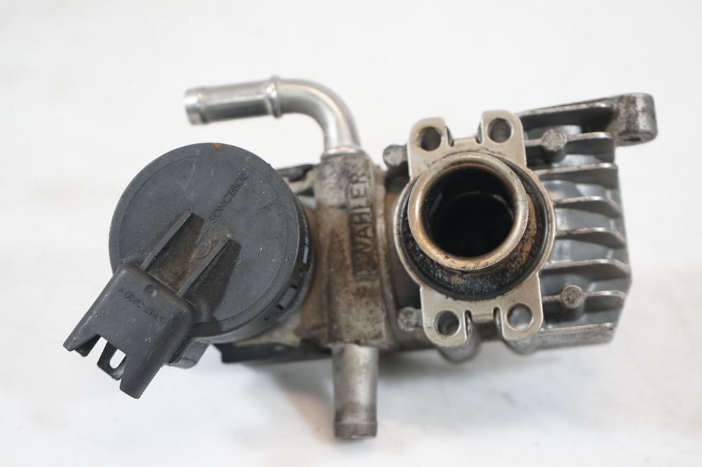 EGR valve (9)