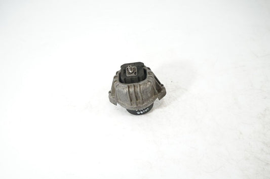 Engine mount bracket