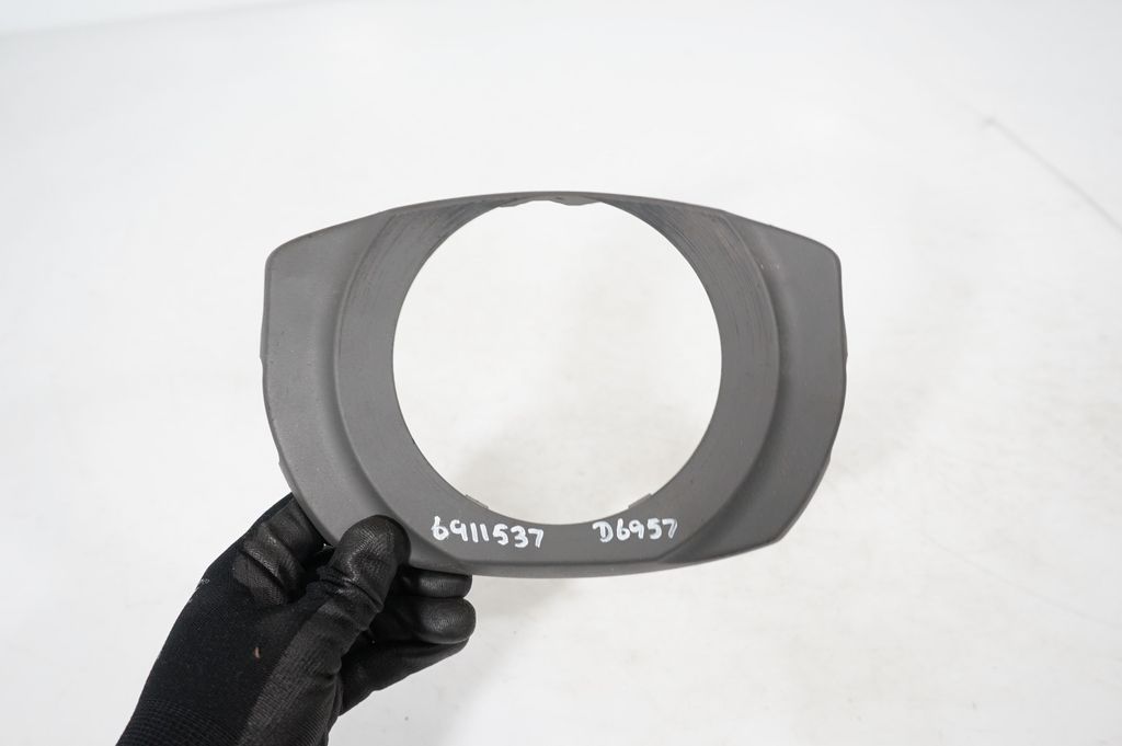 Steering wheel column trim (7)