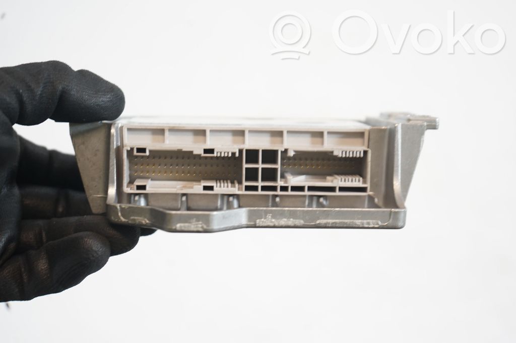 Airbag control unit/module (6)