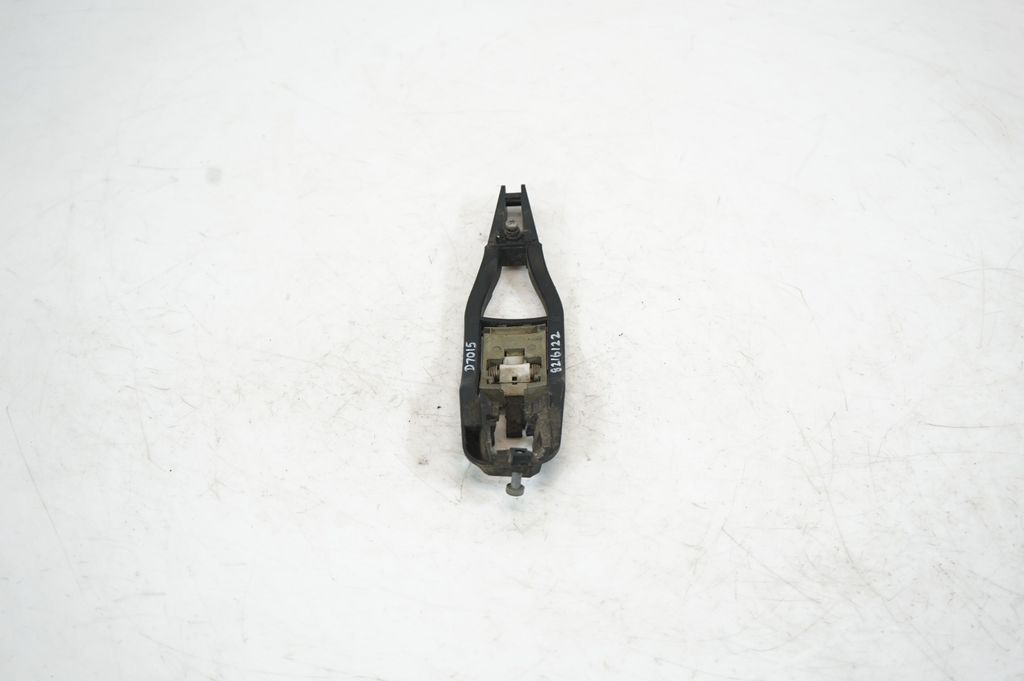 Front door exterior handle (4)