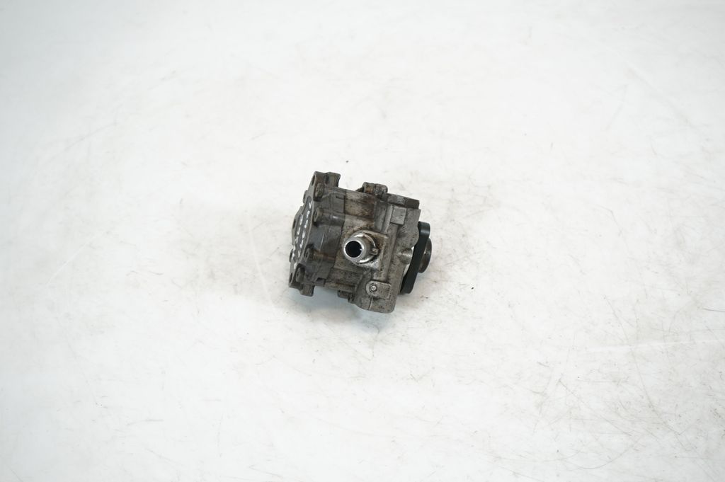 Power steering pump (2)