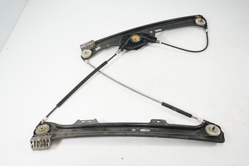 Front door window regulator with motor (5)