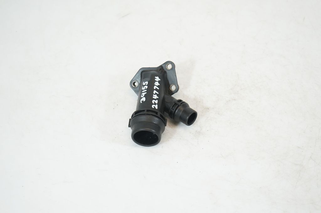 Engine coolant pipe/hose (4)