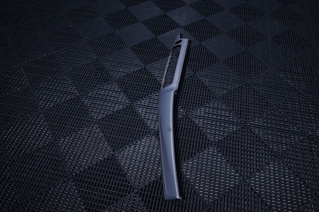 Dashboard glove box trim (2)