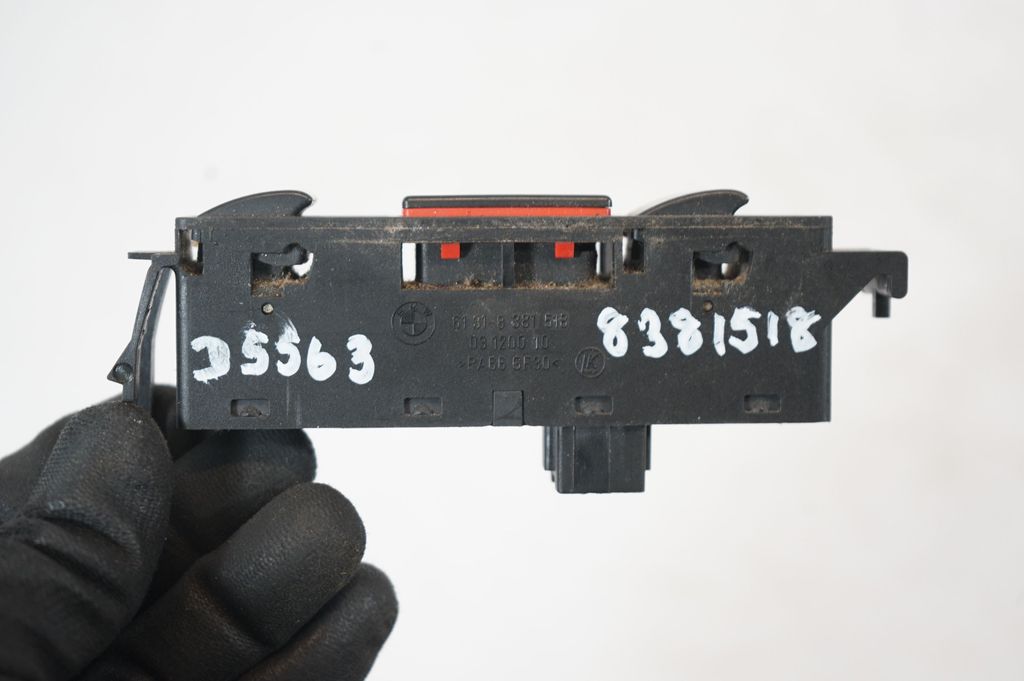 Electric window control switch (8)