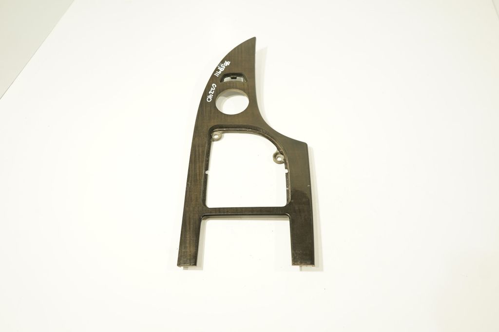 Gear shifter surround trim plastic (5)