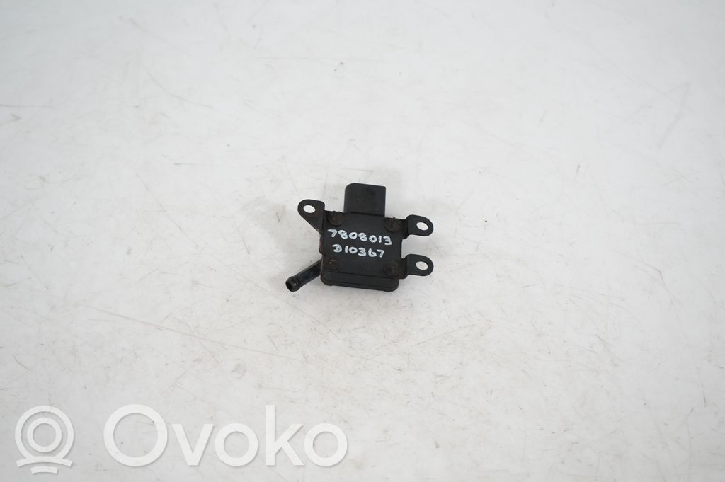 Exhaust gas pressure sensor (5)