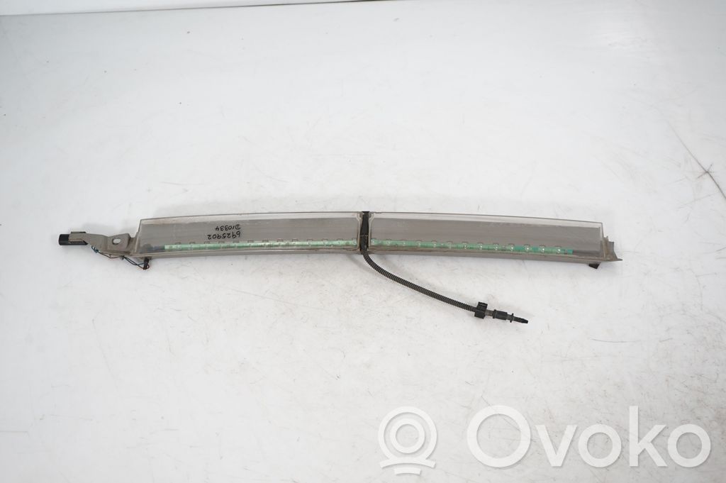 Third/center stoplight (3)