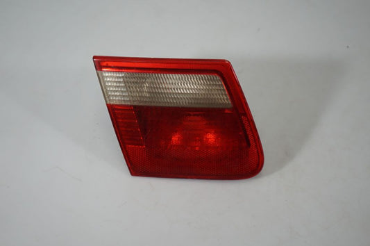 Tailgate rear/tail lights